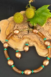 "Golden Earth" Necklace and Earrings Set with Acrylic Beads, Howlite, and Brass