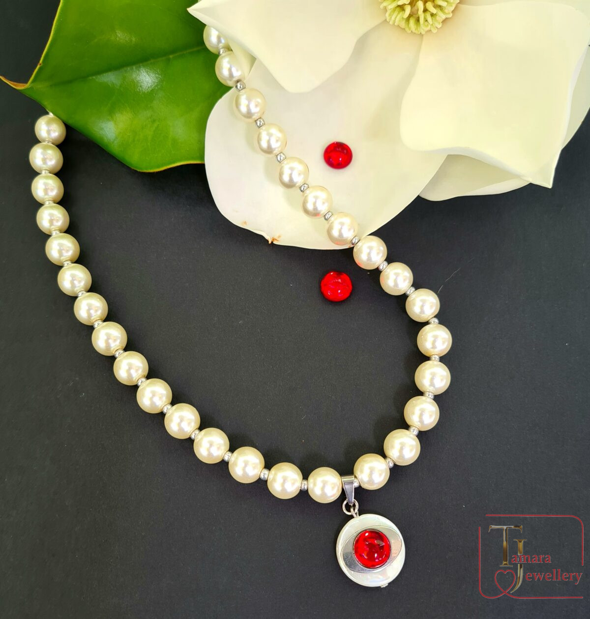 20210607_141318 Pearl Magic necklace.