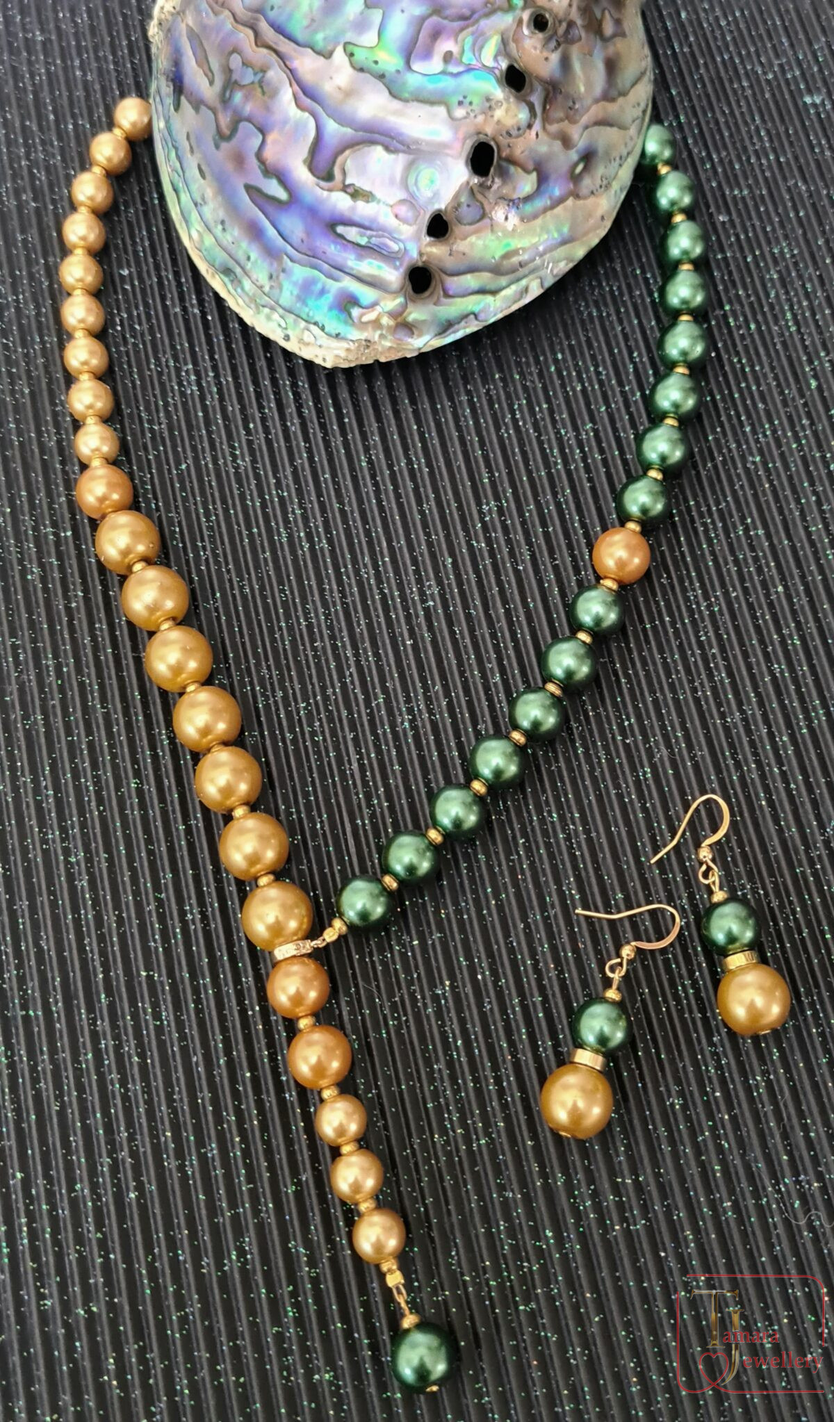 20211221_121742 Pearl Magic necklace.